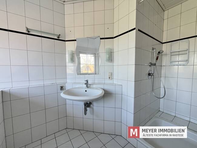 Mehrfamilienhaus, Wohnhaus Rastede Lehmden - 6 Zimmer, 241 m&sup2;, 700.000&euro; | Angebot:26909455