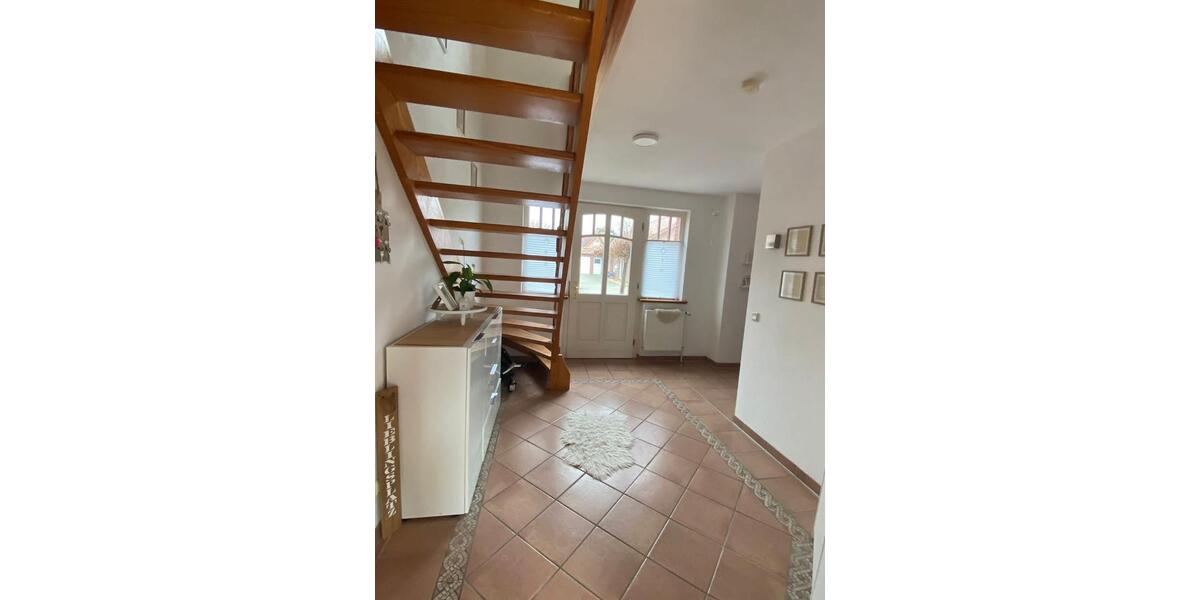 Doppelhaushälfte Apen - 4 Zimmer, 115 m&sup2;, 980&euro; | Angebot:26249357