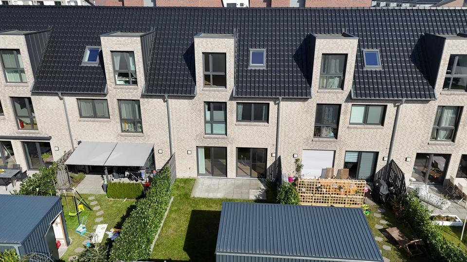 Reihenhaus Oldenburg Eversten - 5 Zimmer, 144 m&sup2;, 1.800&euro; | Angebot:24816573