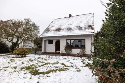 Haus Delmenhorst Stickgras/Annenriede - 4 Zimmer, 120 m&sup2;, 780&euro; | Angebot:25536140