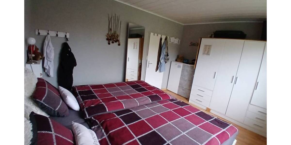 Mehrfamilienhaus, Wohnhaus Westerstede Linswege - 9 Zimmer, 186 m&sup2;, 269.000&euro; | Angebot:26359093