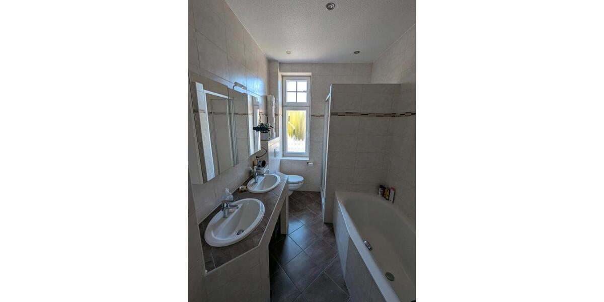 Etagenwohnung Varel - 4 Zimmer, 84 m&sup2;, 850&euro; | Angebot:26364198