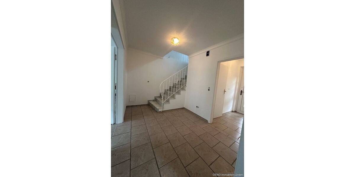 Einfamilienhaus Hude (Oldenburg) Hude - 3 Zimmer, 145 m&sup2;, 1.500&euro; | Angebot:26834899