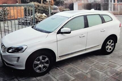 Volvo XC60 150.000 km 17.000 € Varel 26316