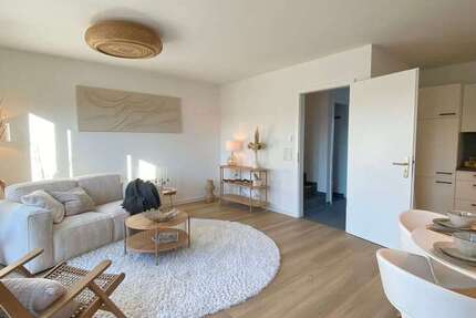 Haus zum Mieten in Rastede 1.550 € 123.14 m² 5 zimmer