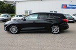 Ford Focus Titanium KLIMA/NAVI/SHZ/KAMERA/SPUR/ACC 134.213 km 10.990 &euro; Hatten 26209