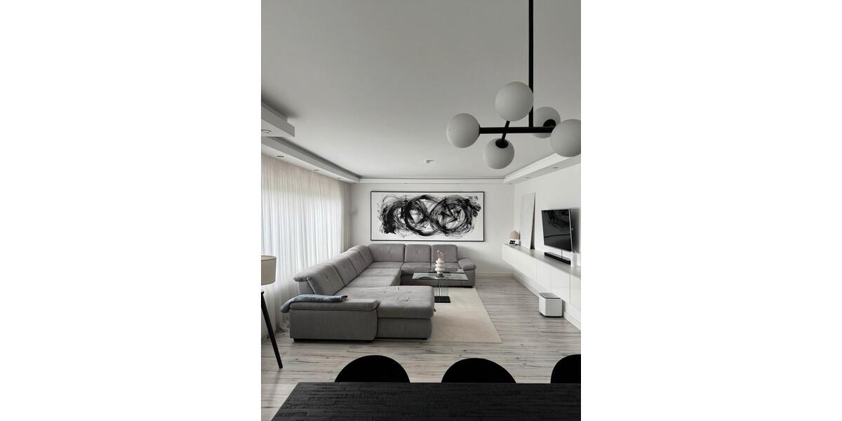 Erdgeschoßwohnung Oldenburg Kreyenbrück - 4 Zimmer, 125 m&sup2;, 1.750&euro; | Angebot:25210232