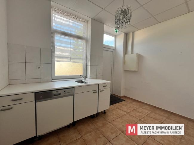 Büro- Praxisfläche in 1A Werbelage von Ofen (Obj.-Nr.: 6549) zimmer