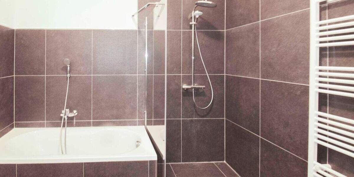 Aufgepaßt!!! Sanierte Innenstadtwohnung, unterschiedlich nutzbar (Büro Praxis oder Wohnung) 2 zimmer