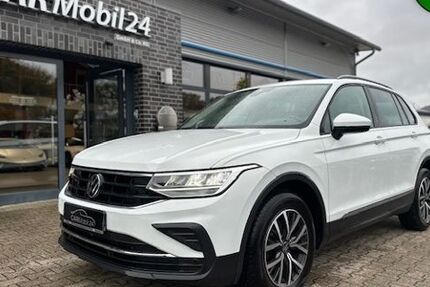 VW Tiguan 30.500 km 28.400 &euro; Rastede/ Wahnbek 26180
