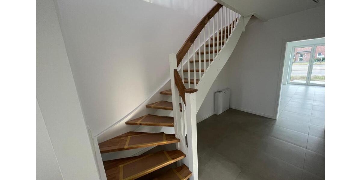 Reihenhaus Oldenburg Etzhorn - 5 Zimmer, 140 m&sup2;, 1.800&euro; | Angebot:26151928