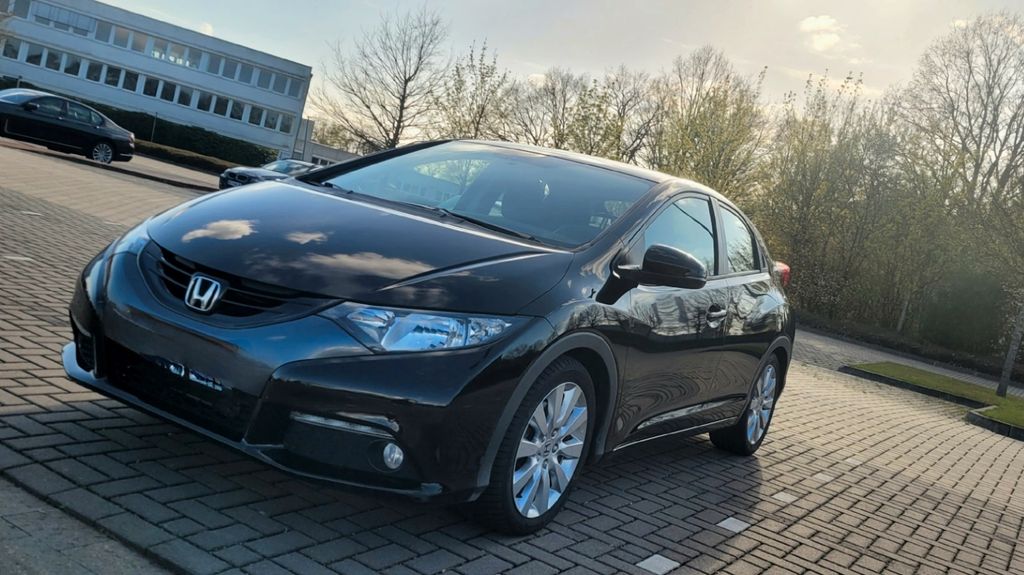 Honda Civic 85.000 km 10.900 &euro; Bad Zwischenahn 26160