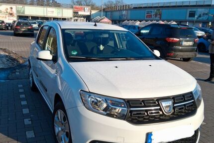 Dacia Sandero 14.589 km 9.000 &euro; Oldenburg 26123