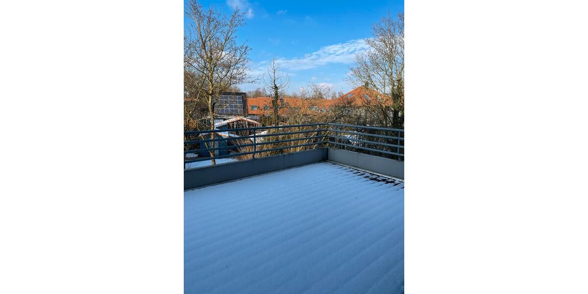 Etagenwohnung Oldenburg Bloherfelde - 2 Zimmer, 81 m&sup2;, 980&euro; | Angebot:25055188