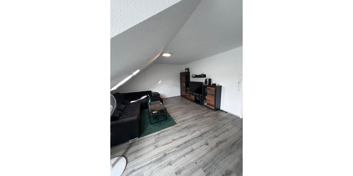 Dachgeschoßwohnung Oldenburg Eversten - 3 Zimmer, 74 m&sup2;, 1.000&euro; | Angebot:26447585