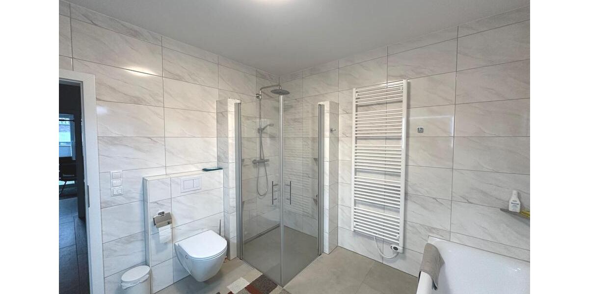 Reihenhaus Oldenburg Eversten - 5 Zimmer, 144 m&sup2;, 1.950&euro; | Angebot:24816573