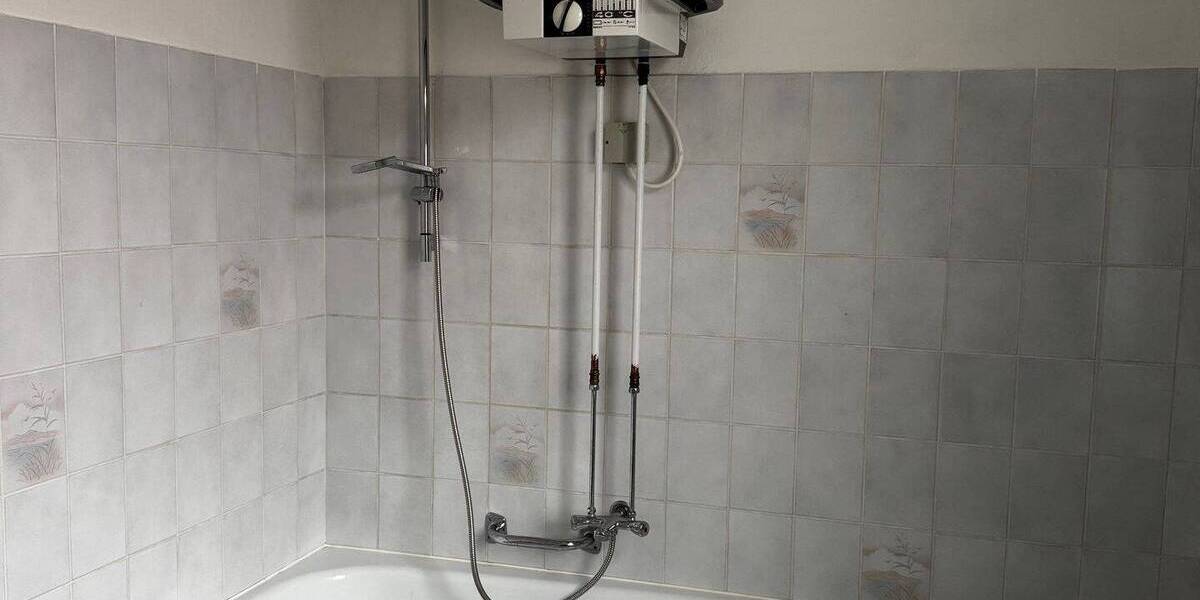 Etagenwohnung Ovelgönne - 4 Zimmer, 120 m&sup2;, 650&euro; | Angebot:25630436