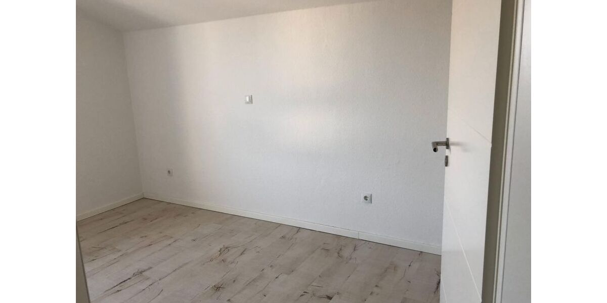 Provisionsfrei* Provisionsfrei* Moderne Doppelhaushälfte in Oldenburg-Bürgerfelde - PV, Wallbox, Wintergarten & Einzugsbereit - Doppelhaushälfte Oldenburg Alexandersfeld | Angebot:26432392