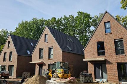 Neubau-Einfamilienhaus in Oldenburg Ofenerdiek – Erstbezug, Wärmepumpe & PV-Anlage modern & bezugsfertig! 5 zimmer