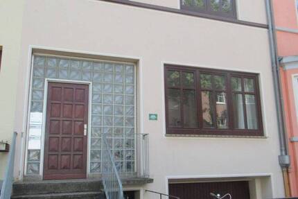 Neustadt Flüsseviertel … schmuckes Reihenhaus 2 WE+ Keller, idyll. Stadtgarten !