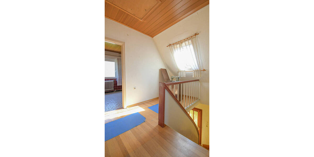Einfamilienhaus Bösel Edewechterdamm - 4 Zimmer, 143 m&sup2;, 199.000&euro; | Angebot:25692594