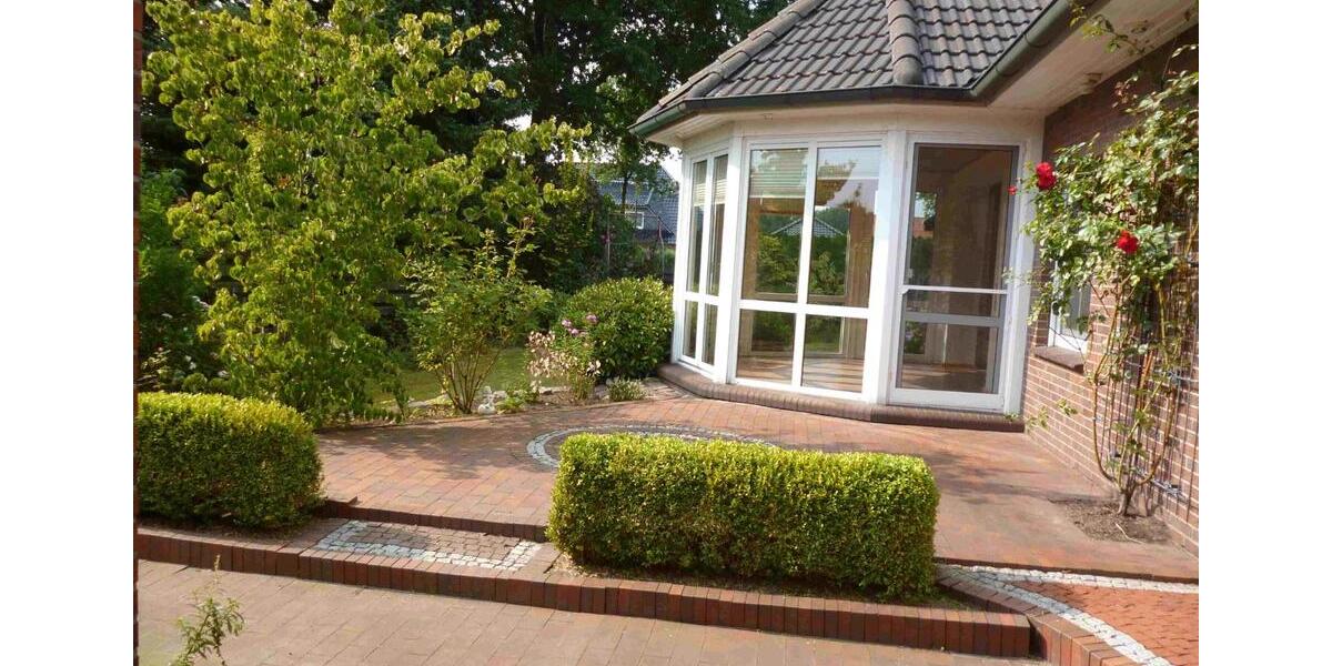 Mehrfamilienhaus, Wohnhaus Wiefelstede - 8 Zimmer, 229 m&sup2;, 390.000&euro; | Angebot:26112400