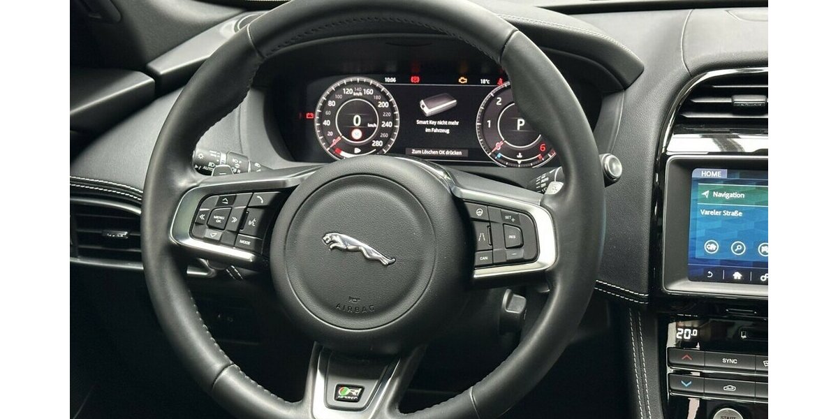Jaguar F-Pace 3,0 D AWD R-Sport +AHK+Panorama+Navi+Kamera 92.200 km 28.990 € Jaderberg 26349