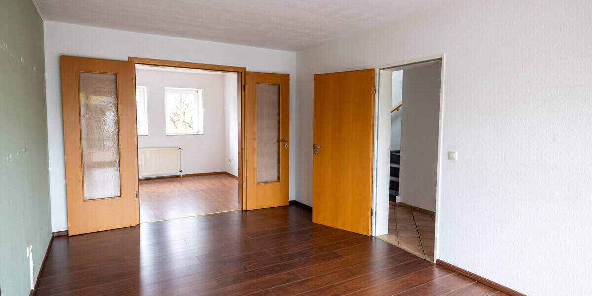 Reihenmittelhaus Delmenhorst Mitte - 5 Zimmer, 108 m&sup2;, 269.000&euro; | Angebot:25737688