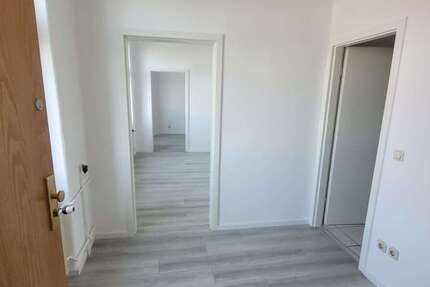Wohnung zum Mieten in Magdeburg 265 € 38 m²