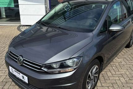 VW Touran 128.000 km 16.950 &euro; Brake / Unterweser 26919