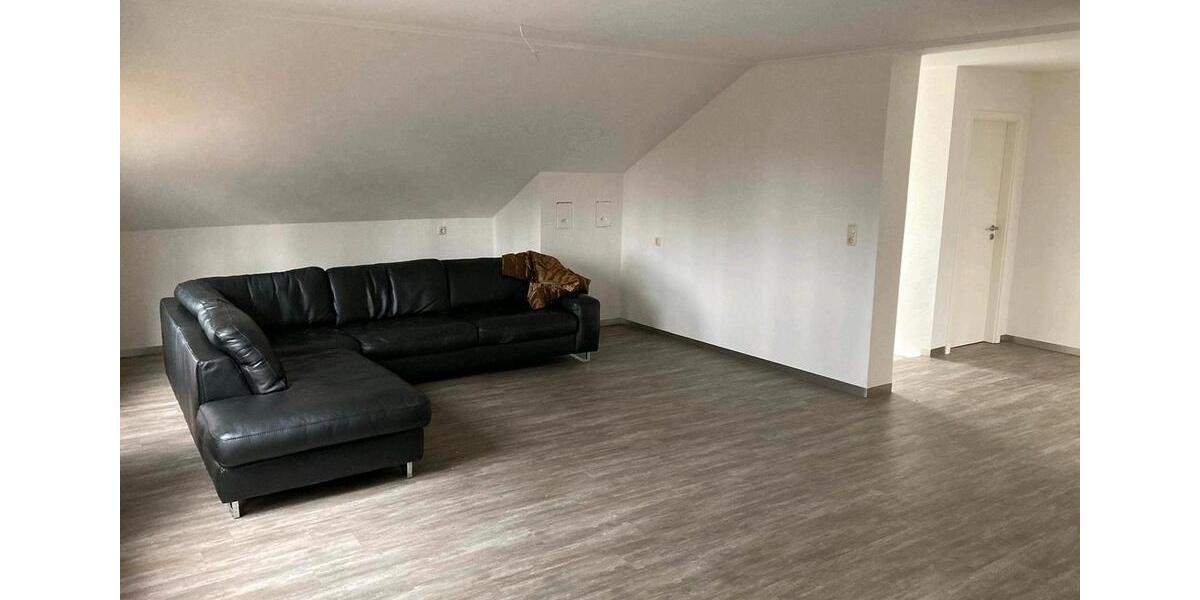 Dachgeschoßwohnung Friesoythe - 4 Zimmer, 100 m&sup2;, 1.130&euro; | Angebot:24818570