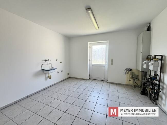 Mehrfamilienhaus, Wohnhaus Rastede Lehmden - 6 Zimmer, 241 m&sup2;, 700.000&euro; | Angebot:26909455