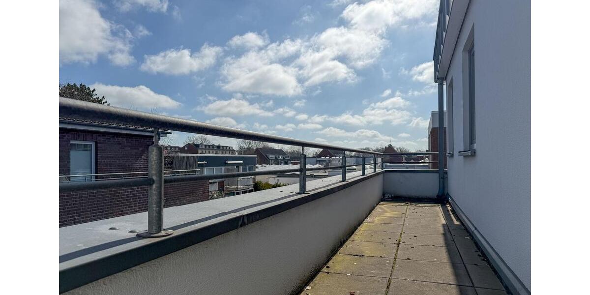 Dachgeschoßwohnung Oldenburg Alexandersfeld - 2 Zimmer, 93 m&sup2;, 895&euro; | Angebot:26195425