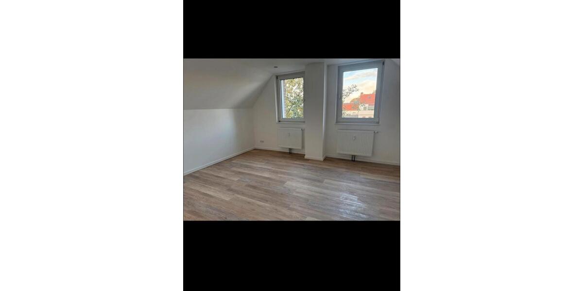 Sanierte 3 Zi Wohnung mit Küche 3 zimmer