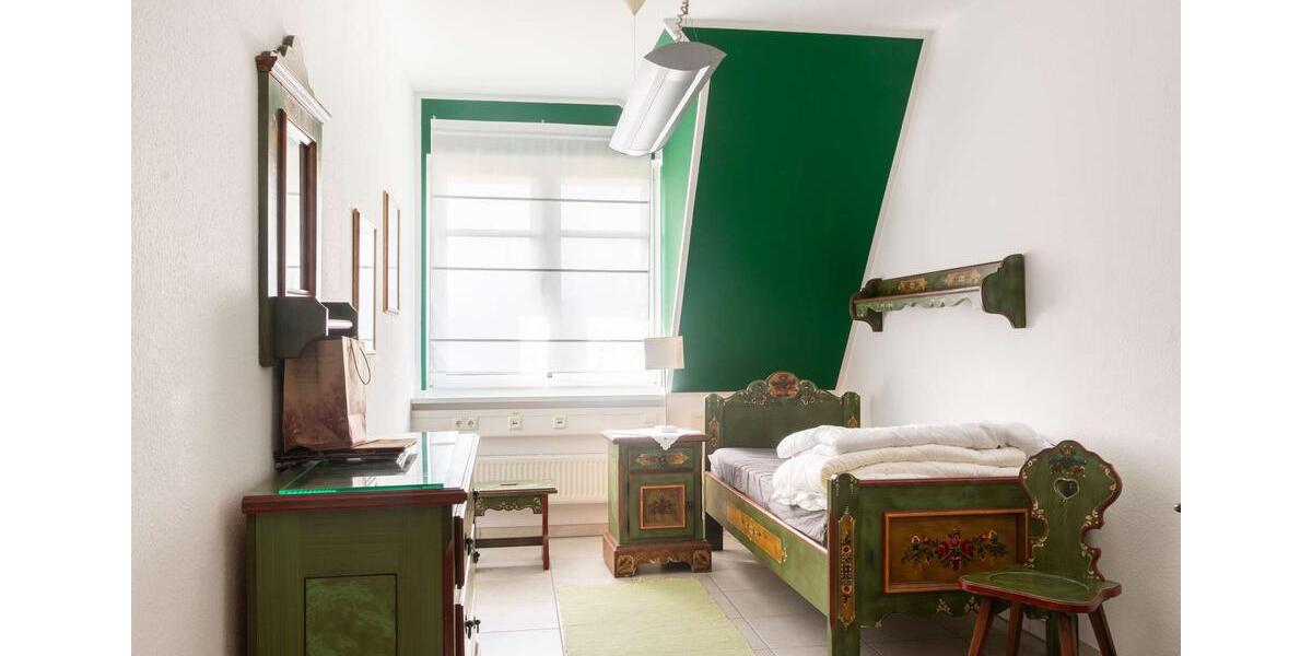 Großzügige Gewerbefläche mit flexibler Raumaufteilung und Wohnoption. Obj. 8989 zimmer