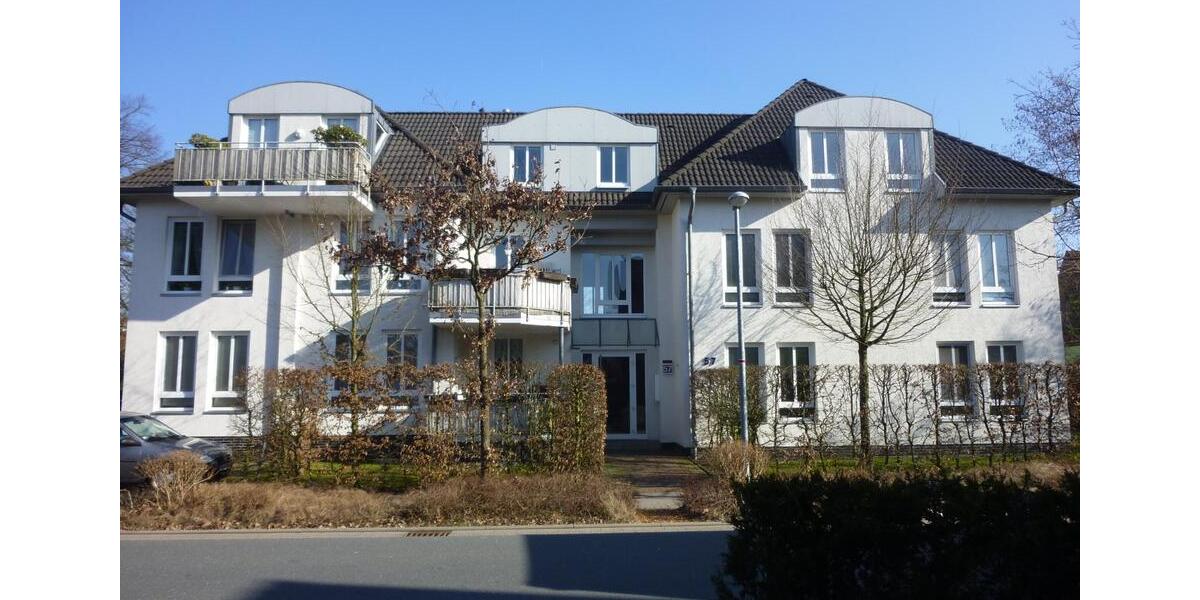 3 Zimmer Wohnung mit Balkon & EBK im Zentrum Rastede 3 zimmer