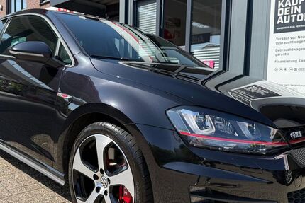 VW Golf 82.247 km 15.590 &euro; Apen 26689