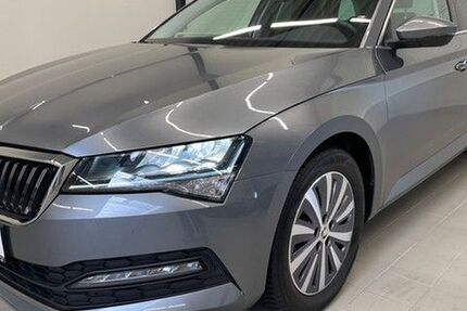 Skoda Superb 26.989 km 32.990 € Cloppenburg 49661