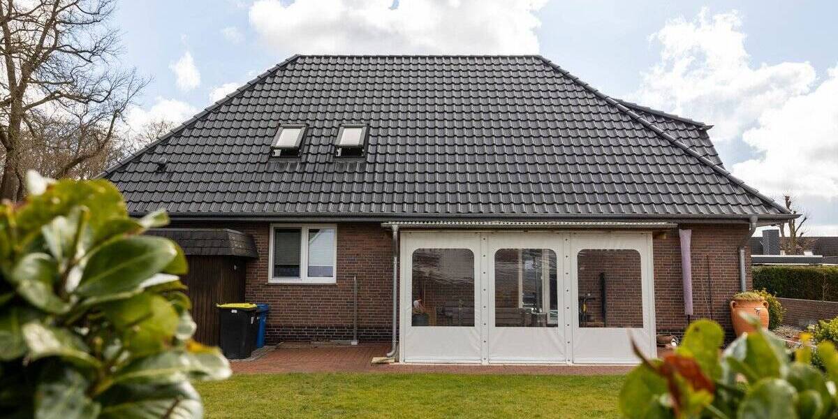 *** ZWEIFAMILIENHAUS in TOP LAGE mit TOP ZUSTAND und MODERNISIERTEM DACH *** 5 zimmer