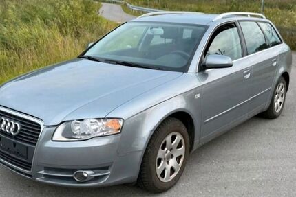 Audi A4 218.000 km 2.400 € Oldenburg 26127