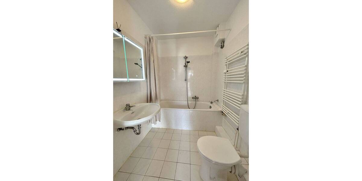 Etagenwohnung Delmenhorst Iprump/Stickgras - 2 Zimmer, 70 m&sup2;, 169.000&euro; | Angebot:26142861