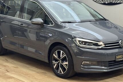 VW Touran 69.951 km 29.900 &euro; Rastede/ Wahnbek 26180