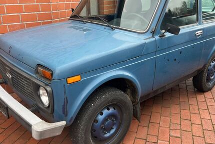 Lada Niva 72.438 km 3.500 &euro; Rastede 26180