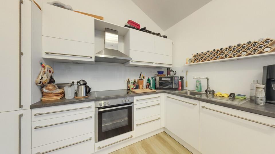 Dachgeschoßwohnung Oldenburg Eversten - 3 Zimmer, 80 m&sup2;, 1.200&euro; | Angebot:25098503