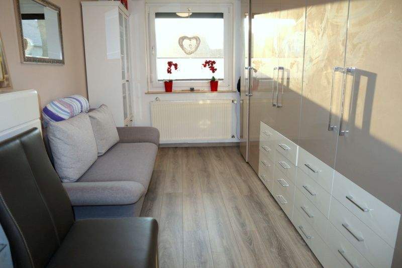 Mehrfamilienhaus, Wohnhaus Ganderkesee Schierbrok - 7 Zimmer, 210 m&sup2;, 435.000&euro; | Angebot:24834674