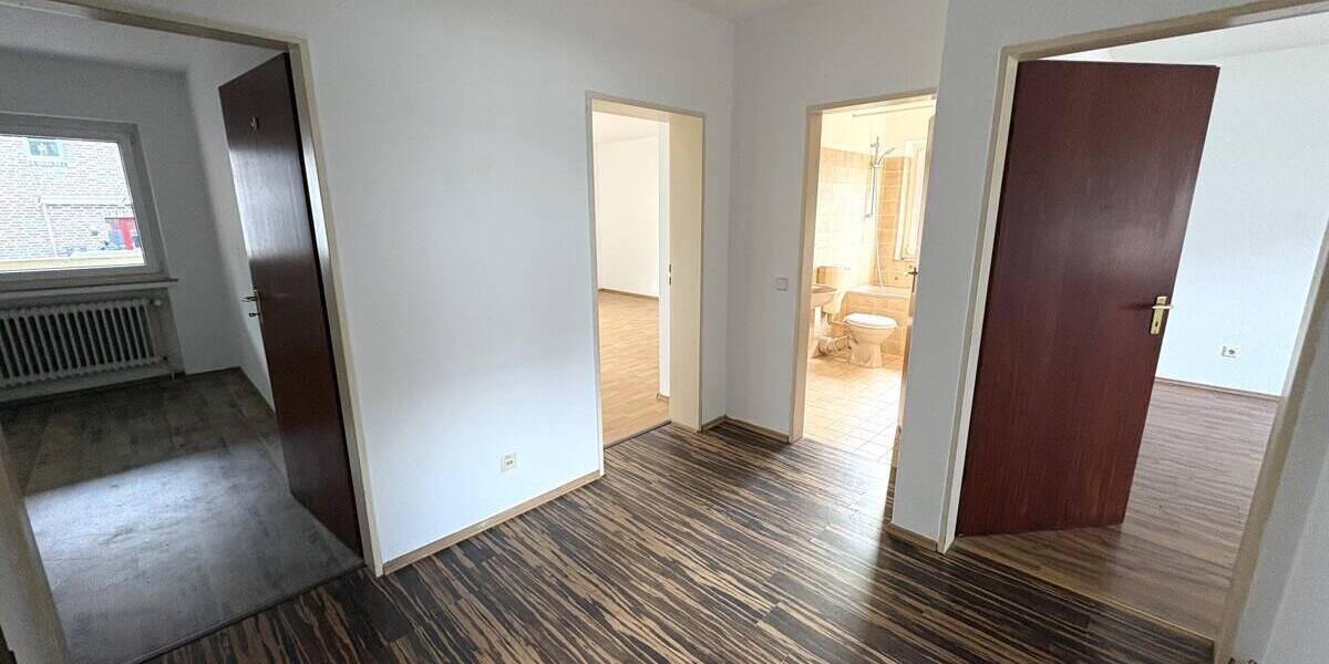 Etagenwohnung Oldenburg Eversten - 3 Zimmer, 77 m&sup2;, 670&euro; | Angebot:26065325