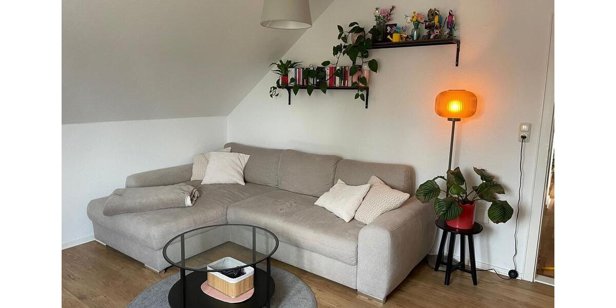 Dachgeschoßwohnung Oldenburg Eversten - 2.5 Zimmer, 58 m&sup2;, 800&euro; | Angebot:26268007