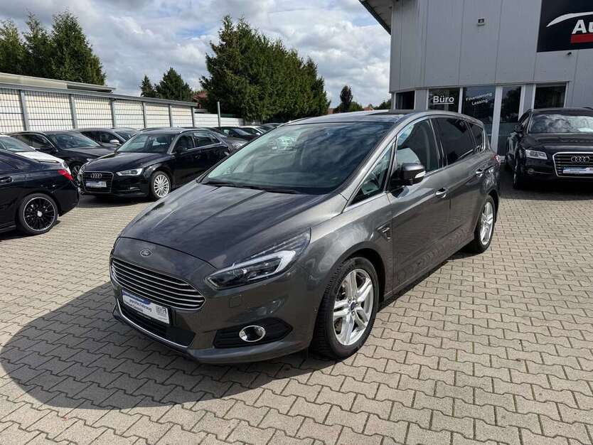 Ford S-Max 115.000 km 15.500 € Cloppenburg 49661