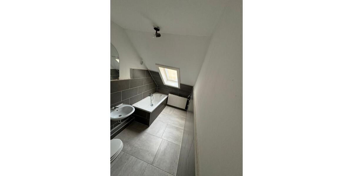 Miete: Doppelhaushälfte in Delmenhorst mit Terasse 4 zimmer