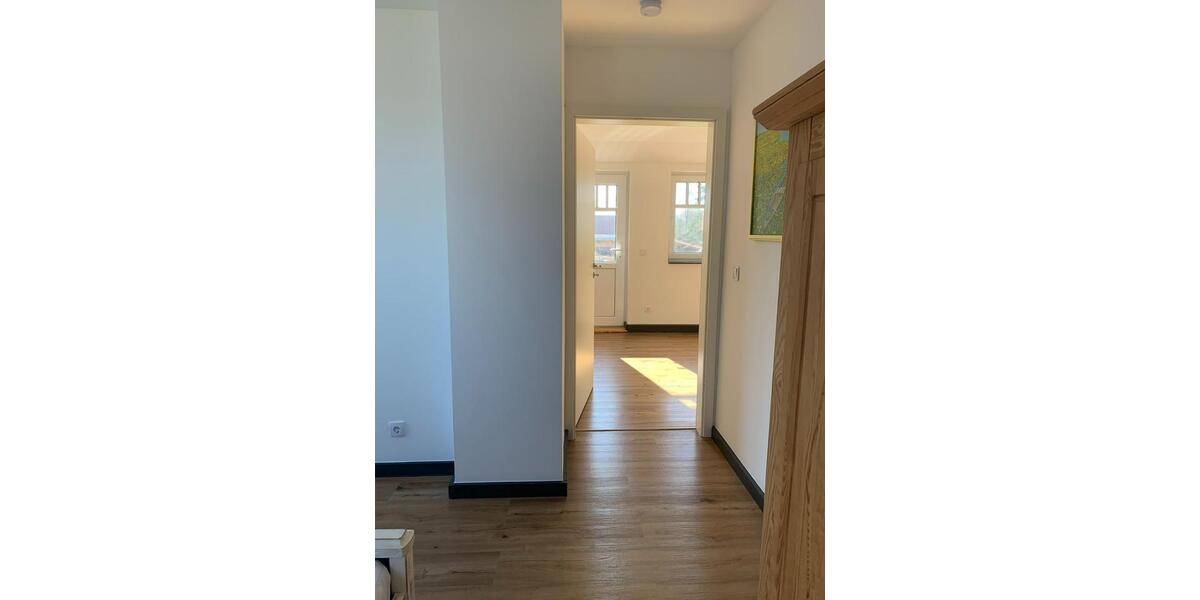 Dachgeschoßwohnung Edewecht - 4 Zimmer, 72 m&sup2;, 650&euro; | Angebot:26085869